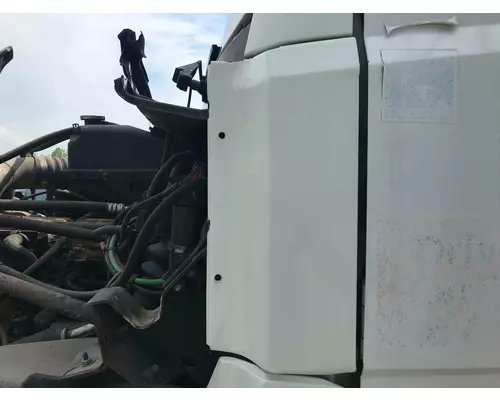 Cowl Freightliner FL112 Vander Haags Inc Kc