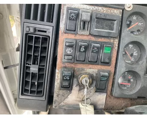 Dash Panel Freightliner FL112 Vander Haags Inc Kc