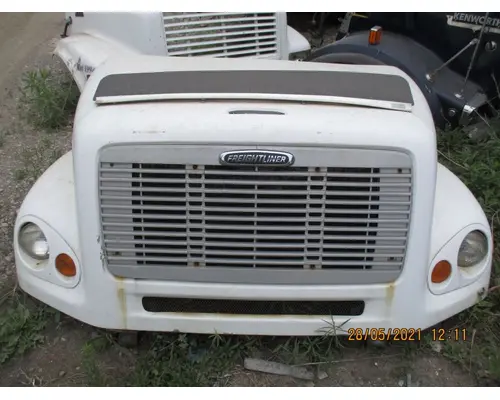 Hood Freightliner FL112 Dixie Truck Centre