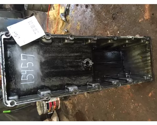 Oil Pan FREIGHTLINER FL112 Morrison's Truck Salvage Ltd.