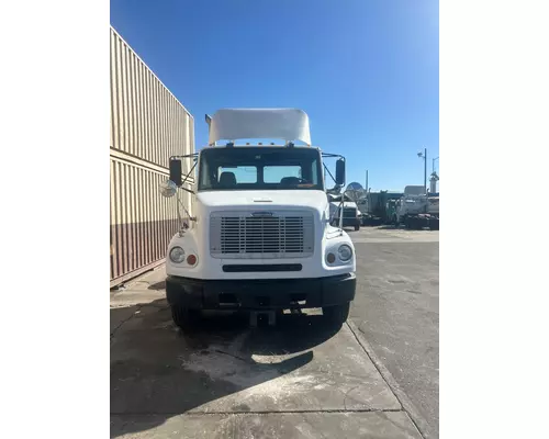 Complete Vehicle FREIGHTLINER FL112 American Truck Salvage