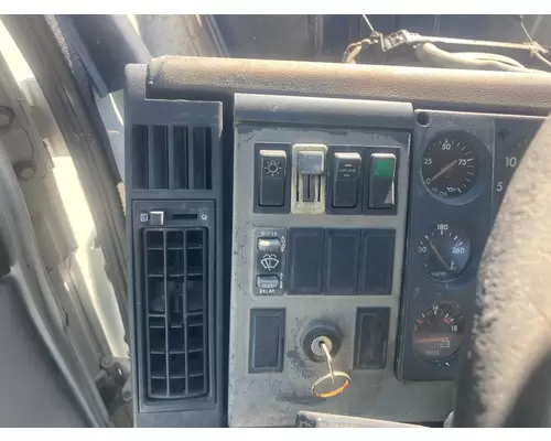 Dash Panel Freightliner FL60 Vander Haags Inc Kc