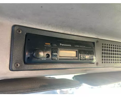 Radio Freightliner FL70 Vander Haags Inc Kc