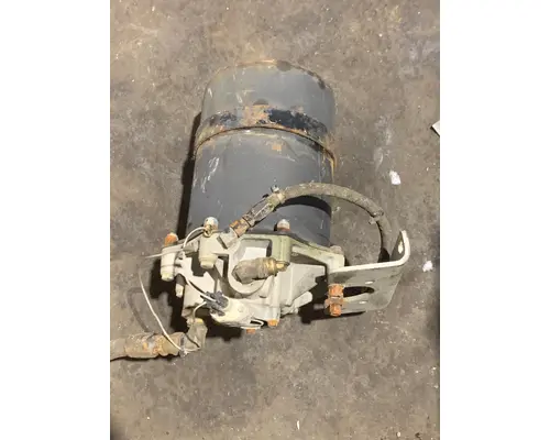 Air Dryer FREIGHTLINER FL70 Truck Salvage International Inc