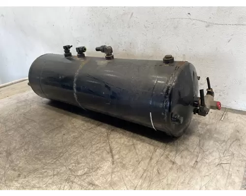 Air Tank FREIGHTLINER FL70 Frontier Truck Parts