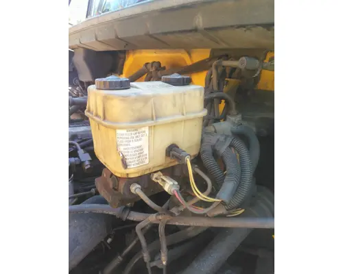 Brake Master Cylinder FREIGHTLINER FL70 LKQ Evans Heavy Truck Parts