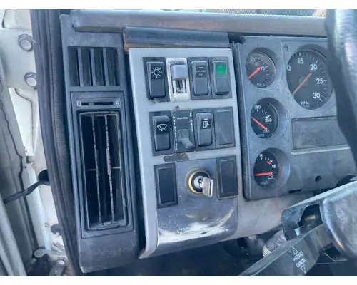 Dash Assembly Freightliner FL70 Vander Haags Inc Kc