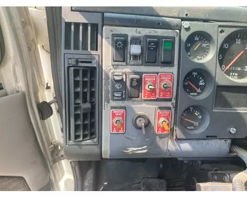 Dash Panel Freightliner FL70 Vander Haags Inc Kc