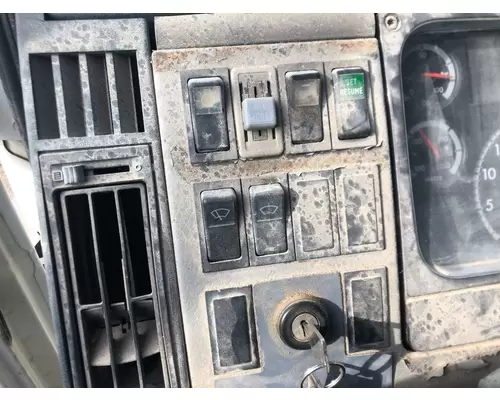 Dash Panel Freightliner FL70 Vander Haags Inc Kc