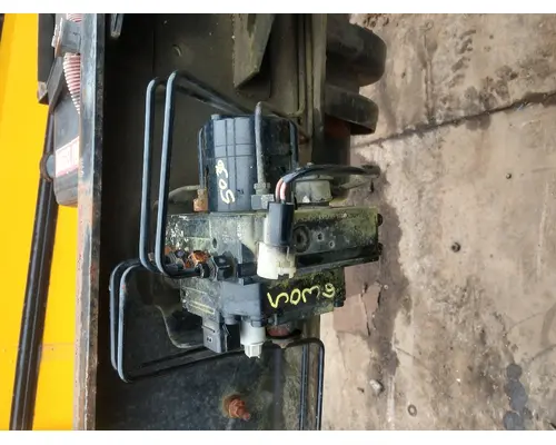 ECM (Brake & ABS) FREIGHTLINER FL70 Crest Truck Parts