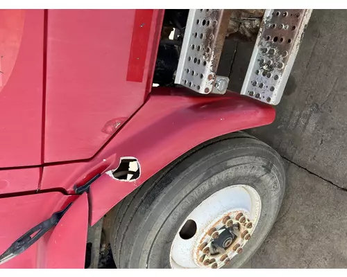 Fender Extension FREIGHTLINER FL70 DTI Trucks
