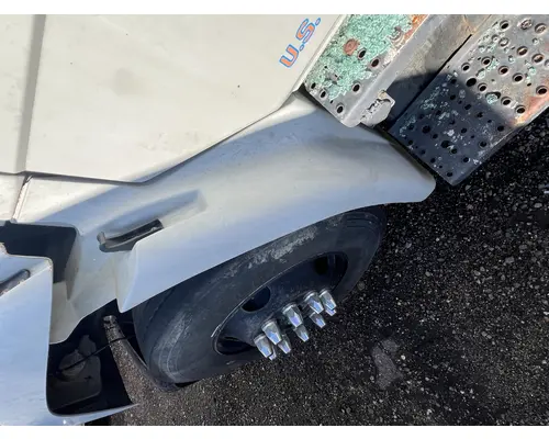 Fender Extension FREIGHTLINER FL70 DTI Trucks