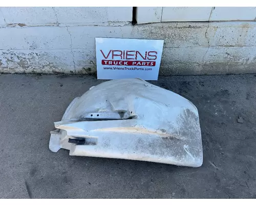 Fender FREIGHTLINER FL70 Vriens Truck Parts