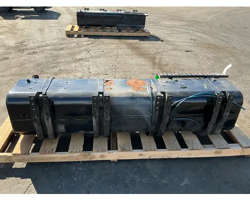 Fuel Tank FREIGHTLINER FL70 Geco - Fresno