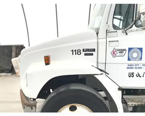Hood Freightliner FL70 Vander Haags Inc Cb