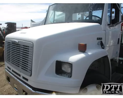 Hood FREIGHTLINER FL70 DTI Trucks