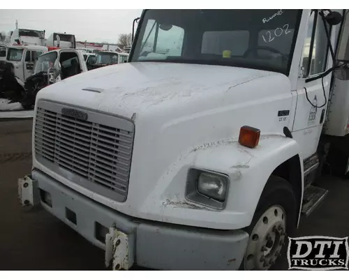 Hood FREIGHTLINER FL70 DTI Trucks