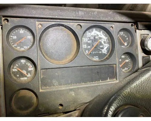 Instrument Cluster Freightliner FL70 Vander Haags Inc Kc