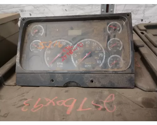 Instrument Cluster FREIGHTLINER FL70 Crest Truck Parts