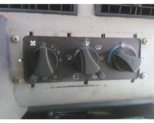 Temperature Control FREIGHTLINER FL70 LKQ Evans Heavy Truck Parts