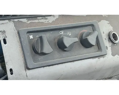 Temperature Control FREIGHTLINER FL70 Geco - Fresno