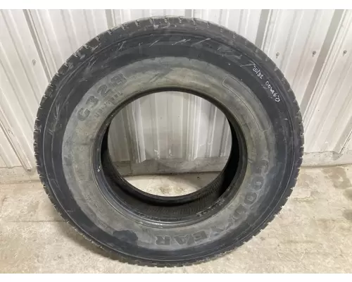Tires Freightliner FL70 Vander Haags Inc Sf