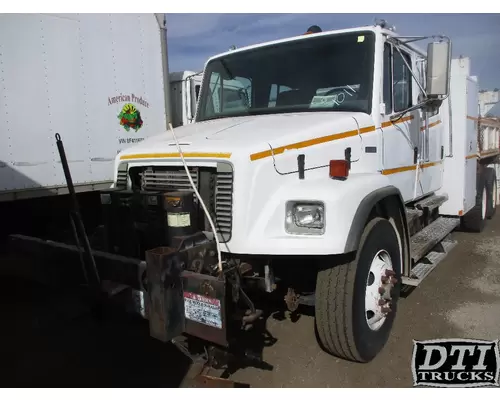 Cab FREIGHTLINER FL80 DTI Trucks