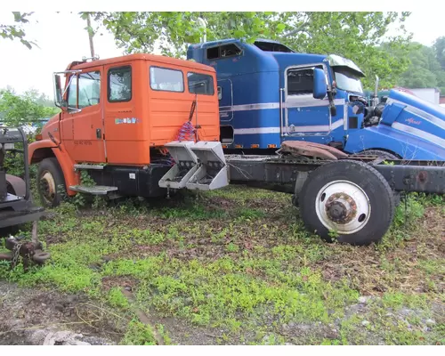 Complete Vehicle FREIGHTLINER FL80 WM. Cohen &amp; Sons