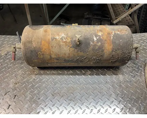 Air Tank FREIGHTLINER FLB HIGH Hatch Trucking &amp; Salvage Parts LLC