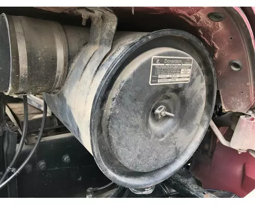 Air Cleaner Freightliner FLC112 Vander Haags Inc Kc