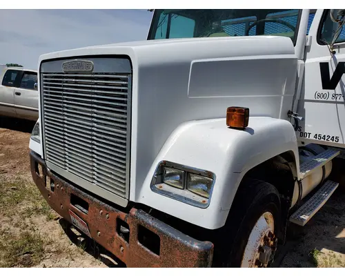 Bumper Assembly, Front Freightliner FLC112 Holst Truck Parts