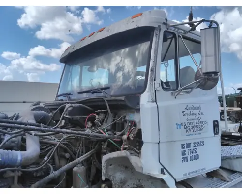 Cab FREIGHTLINER FLC112 LKQ Heavy Truck - Tampa