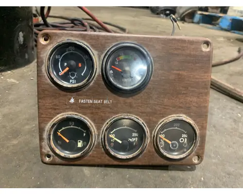 Dash Panel FREIGHTLINER FLC112 Truck Salvage International Inc