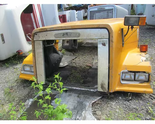 Hood FREIGHTLINER FLC112 WM. Cohen &amp; Sons