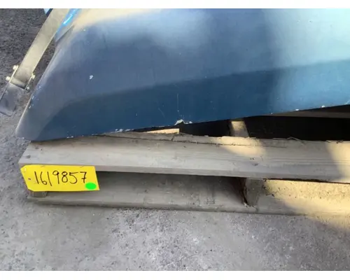 Hood FREIGHTLINER FLC112 Geco - Dinuba