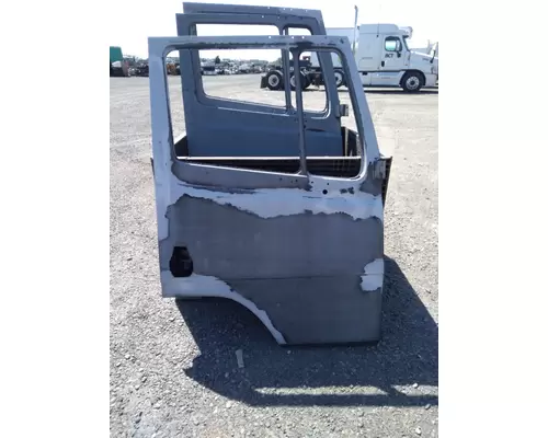 Door Assembly, Front FREIGHTLINER FLC Hagerman Inc.