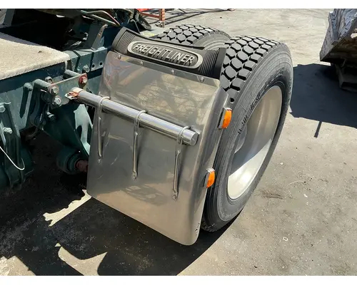 Fender FREIGHTLINER FLC Geco - Fresno