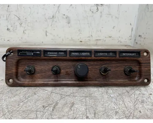 Dash / Console Switch FREIGHTLINER FLD SD Frontier Truck Parts