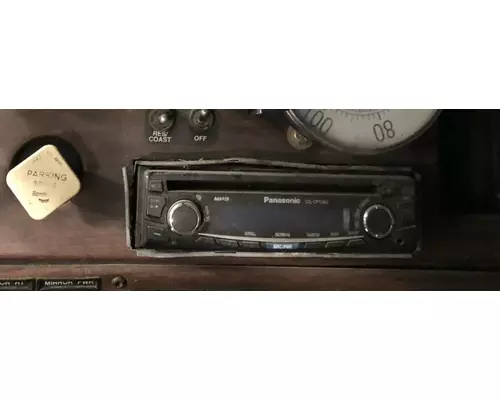 Radio Freightliner FLD112 Vander Haags Inc Sp