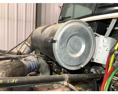 Air Cleaner Freightliner FLD112 Vander Haags Inc Sf