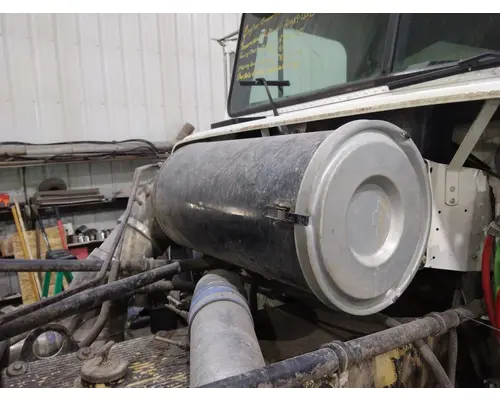 Air Cleaner FREIGHTLINER FLD112 LKQ Thompson Motors - Wykoff