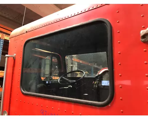 Back Glass Freightliner FLD112 Vander Haags Inc Dm