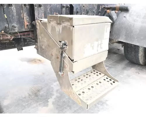 Battery Box Freightliner FLD112 Vander Haags Inc Cb