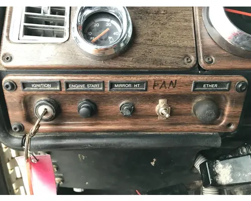 Dash Assembly Freightliner FLD112 Vander Haags Inc Cb