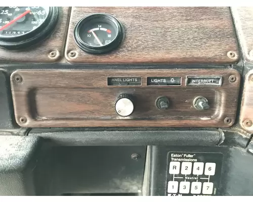 Dash Assembly Freightliner FLD112 Vander Haags Inc Cb
