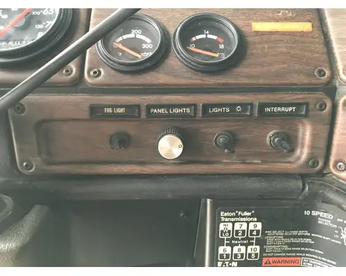 Dash Assembly Freightliner FLD112 Vander Haags Inc Cb