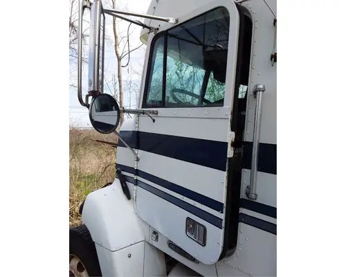 Door Assembly, Front Freightliner FLD112 Caseyâs Truck Salvage World