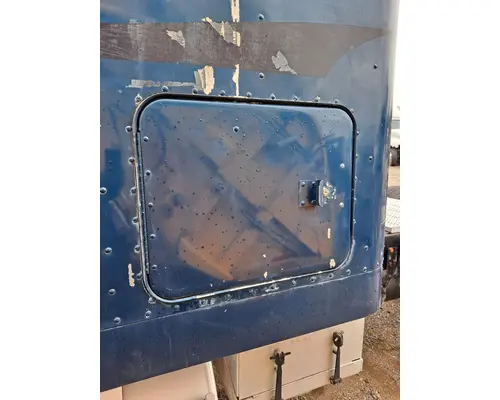 Running Board FREIGHTLINER FLD112 LKQ Evans Heavy Truck Parts