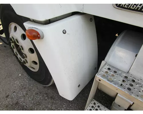 Fender Extension FREIGHTLINER FLD112 Tim Jordan's Truck Parts, Inc.