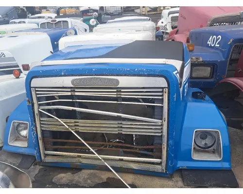 Hood FREIGHTLINER FLD112 Truck Salvage International Inc